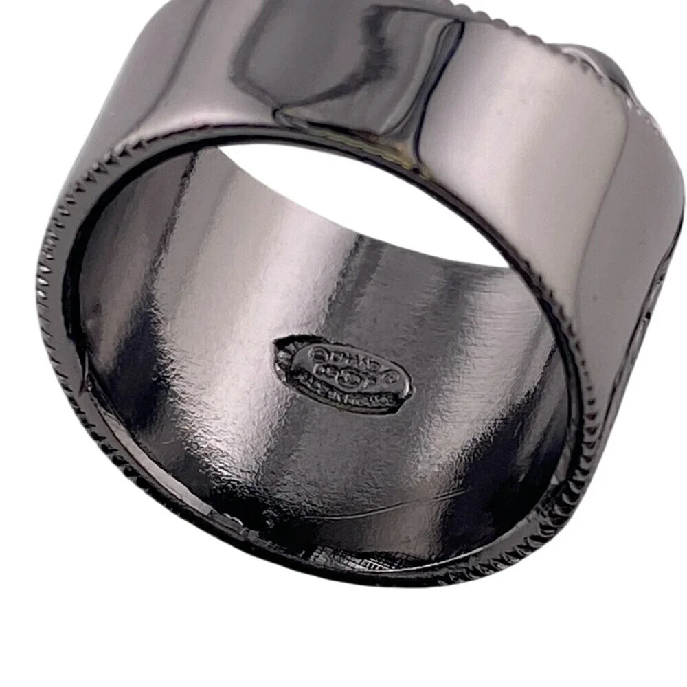 CHANEL Logo Ring